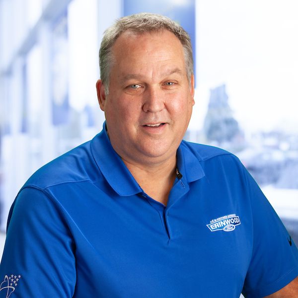 Shawn Moon : Service Manager