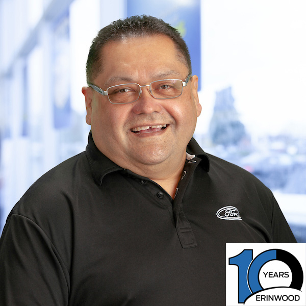 Victor Chacon : Sales and Leasing Consultant